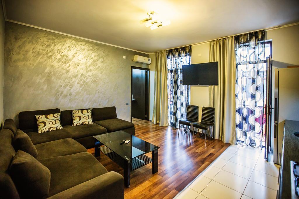 Voyage Flats Apartment Batumi Exterior photo